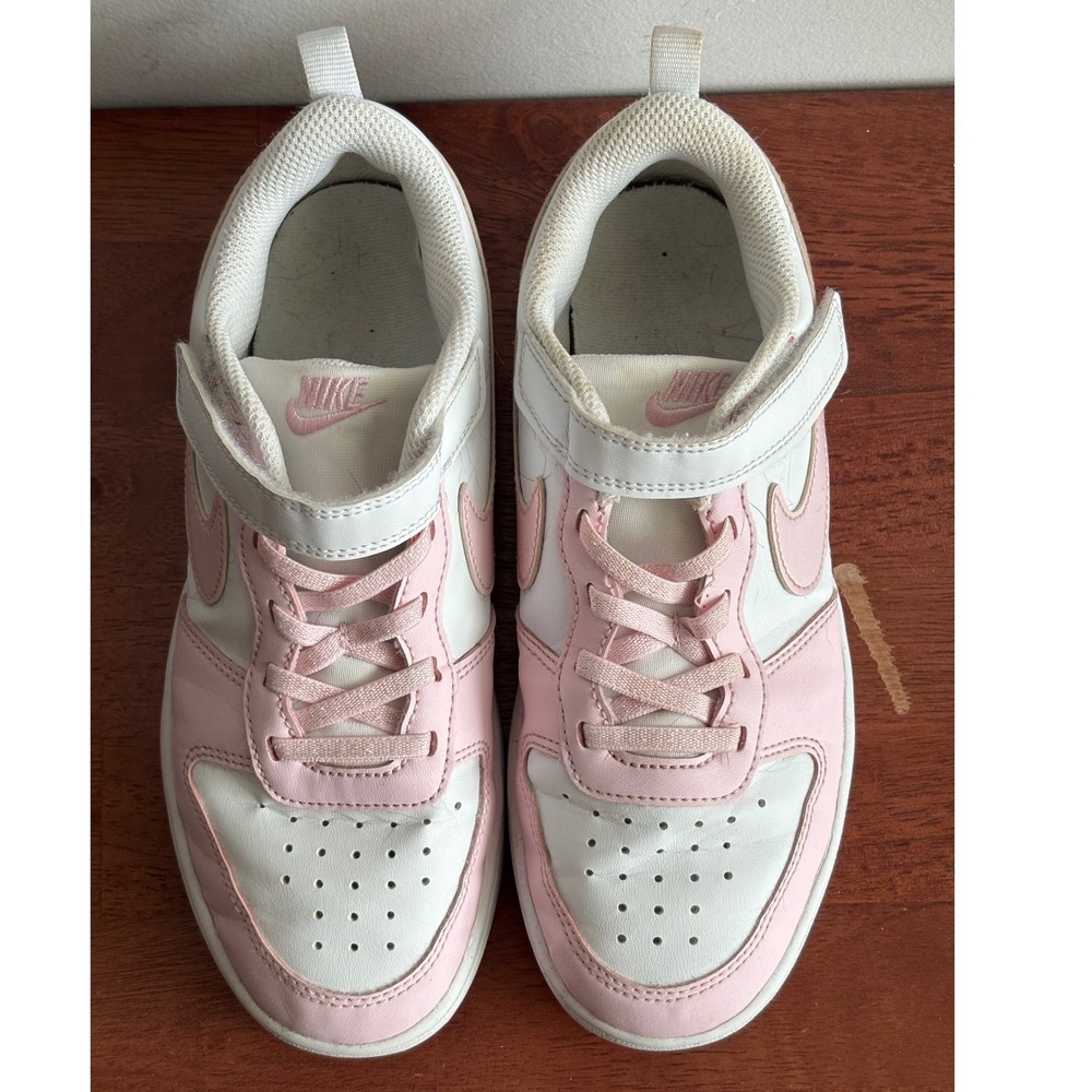 Nike Pink Court Borough Sneakers Kids 2.5Y